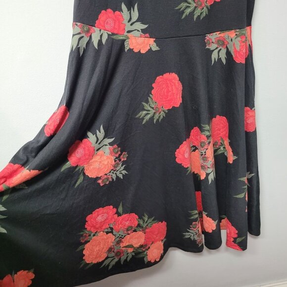 Lularoe Dress Sleeveless Black Red Roses Pockets Womens 2X Basic Classy - Picture 4 of 8